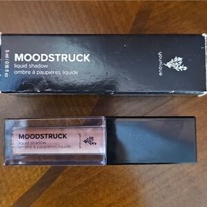 Original Younique liquid shadow- BUSINESSLIKE + 3 Younique Bronzers- Sunset